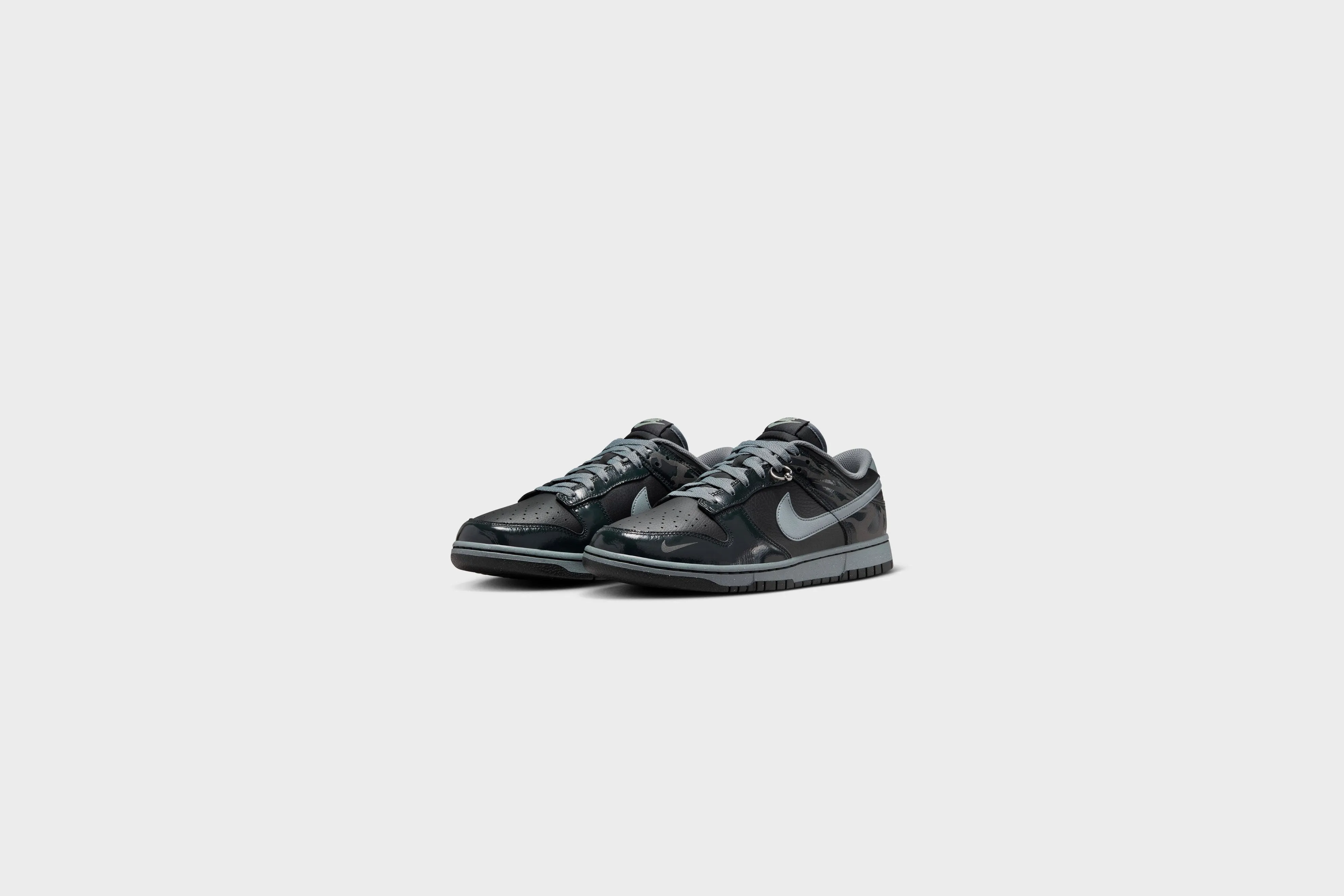 Nike Dunk Low Retro QS (Off Noir/Cool Grey-Black)