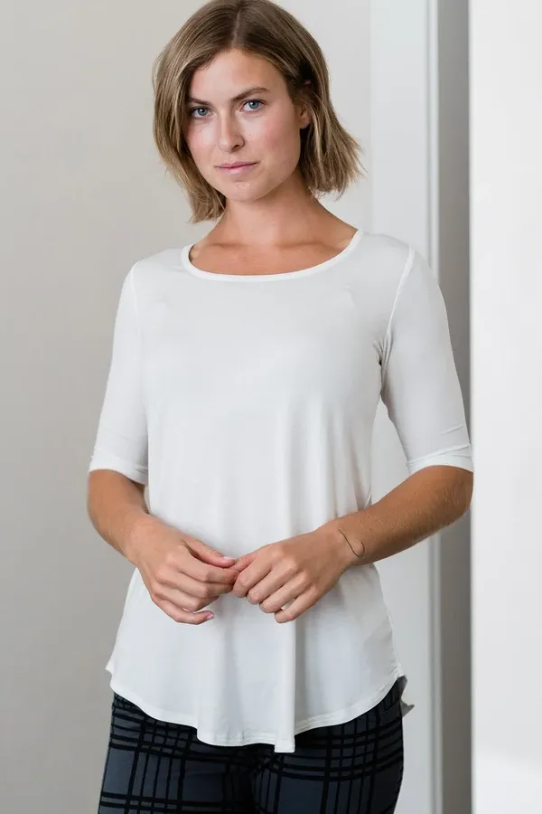 Sandy Relaxed Fit Scoop Neck Short Sleeve Top in Natural